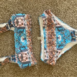 SHEIN. Size M. Bikini